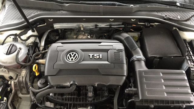 2017 Volkswagen Golf 1.8T 4-Door SE Automatic - 19979930 - 29