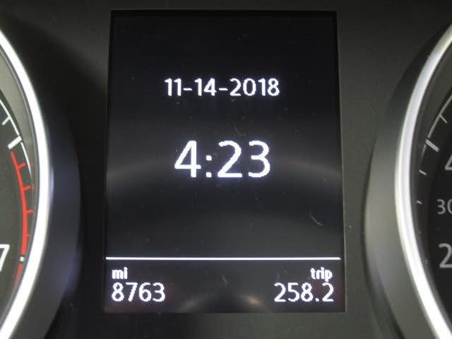 2017 Volkswagen Golf 1.8T 4-Door SEL Automatic - 18340670 - 27