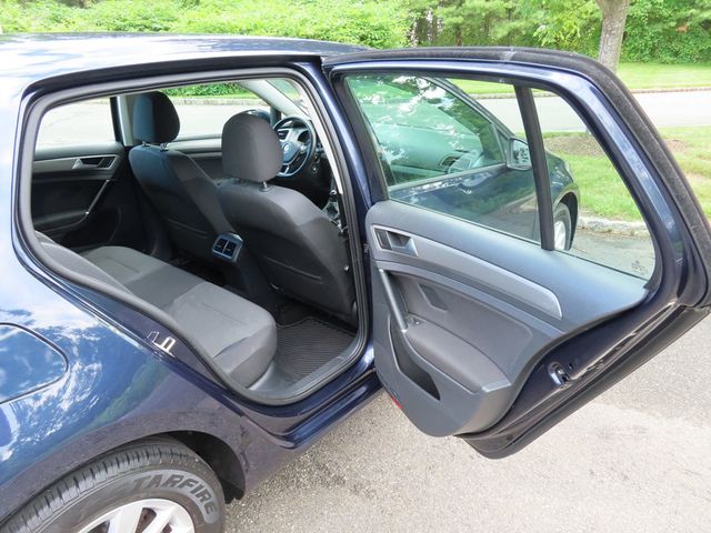 2017 Volkswagen Golf 1.8T 4-Door S Manual - 23041590 - 24