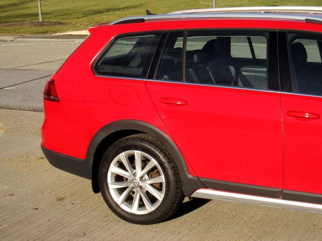 2017 Volkswagen Golf Alltrack 1.8T SEL DSG - 22953103 - 10