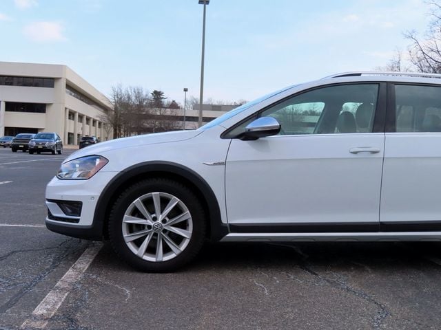 2017 Volkswagen Golf Alltrack 2017 Volkswagen Golf Alltrack TSI SE 4Motion - 23004004 - 9