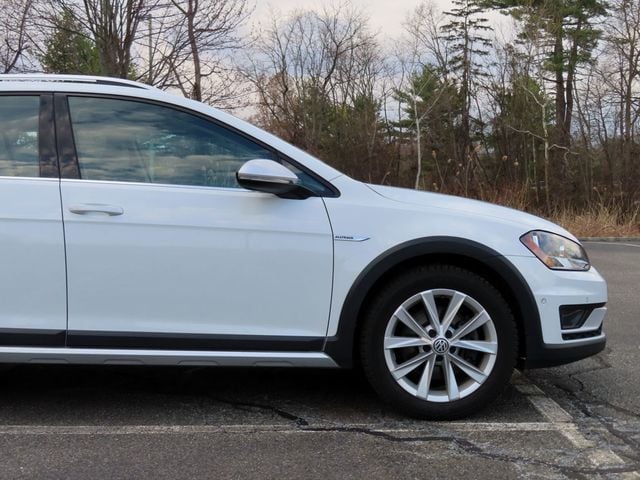 2017 Volkswagen Golf Alltrack 2017 Volkswagen Golf Alltrack TSI SE 4Motion - 23004004 - 17