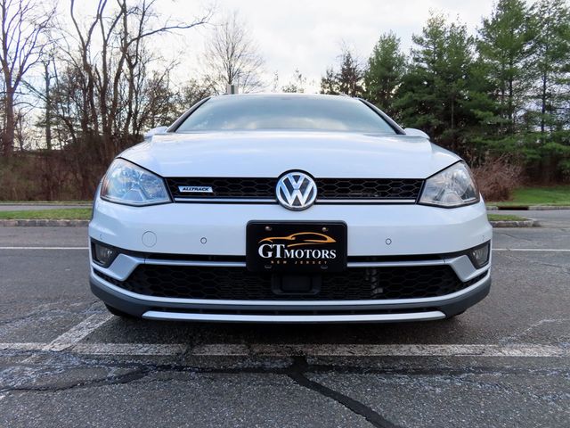 2017 Volkswagen Golf Alltrack 2017 Volkswagen Golf Alltrack TSI SE 4Motion - 23004004 - 1