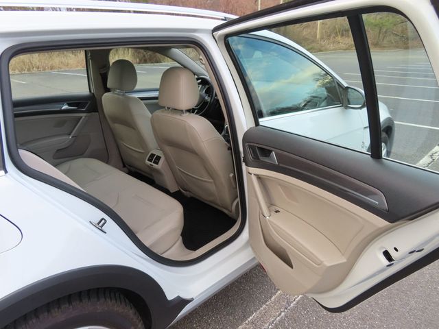 2017 Volkswagen Golf Alltrack 2017 Volkswagen Golf Alltrack TSI SE 4Motion - 23004004 - 25