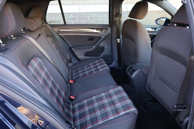 2017 Volkswagen Golf GTI  - 23012665 - 24