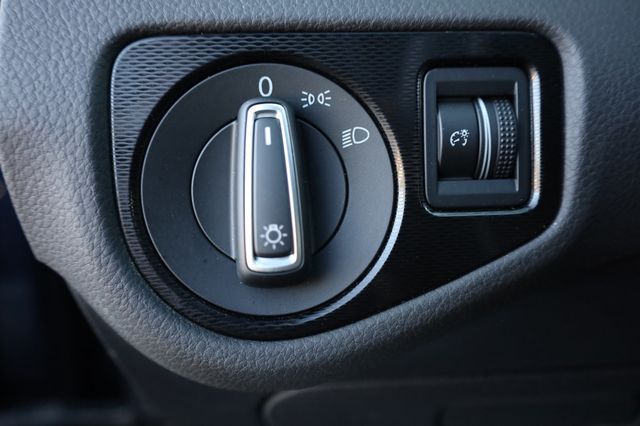 2017 Volkswagen Golf GTI  - 23012665 - 35