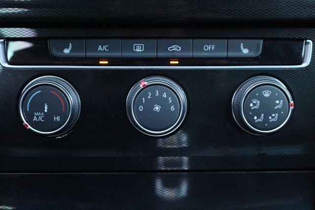 2017 Volkswagen Golf GTI  - 23012665 - 42