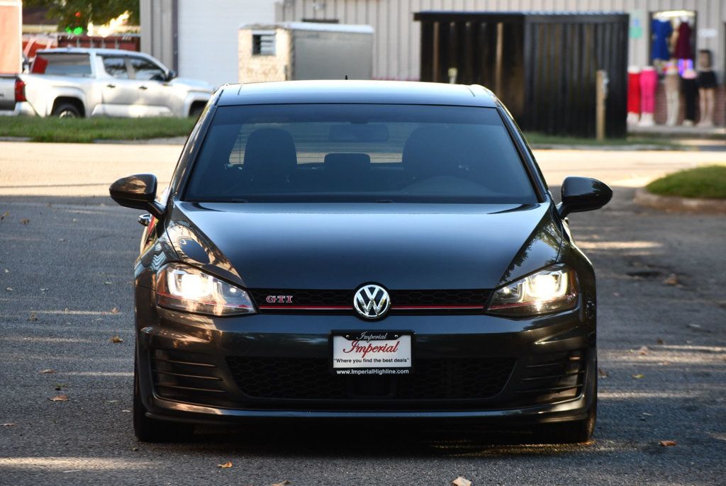 2017 Volkswagen Golf GTI Autobahn photo 3