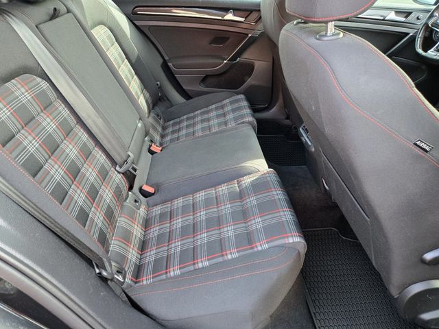 2017 Volkswagen Golf GTI 2.0T 4-Door Autobahn DSG - 22975833 - 10