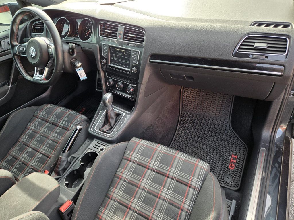 2017 Volkswagen Golf GTI 2.0T 4-Door Autobahn DSG - 22975833 - 12