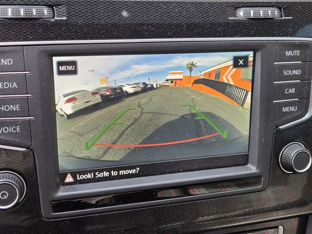 2017 Volkswagen Golf GTI 2.0T 4-Door Autobahn DSG - 22975833 - 17