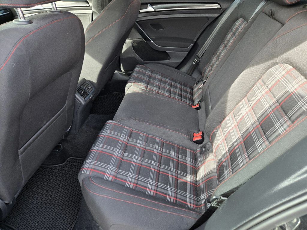 2017 Volkswagen Golf GTI 2.0T 4-Door Autobahn DSG - 22975833 - 7