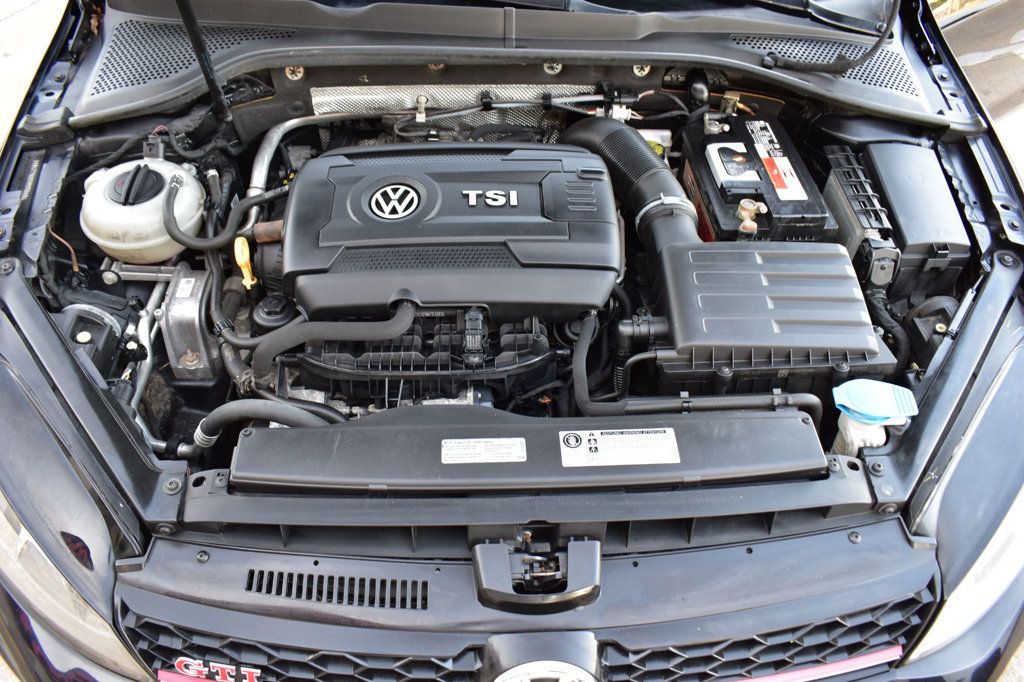 2017 Volkswagen Golf GTI 2.0T 4-Door Autobahn DSG - 23049260 - 11