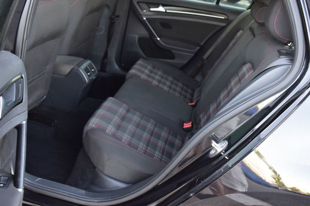 2017 Volkswagen Golf GTI 2.0T 4-Door Autobahn DSG - 23049260 - 19