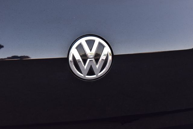 2017 Volkswagen Golf GTI 2.0T 4-Door Autobahn DSG - 23049260 - 48