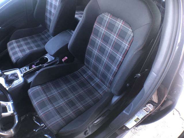 2017 Volkswagen Golf GTI 2.0T 4-Door Sport DSG - 22925525 - 13