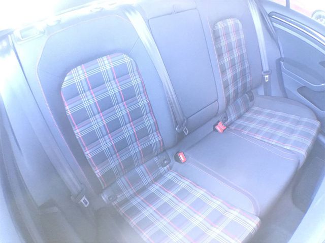 2017 Volkswagen Golf GTI 2.0T 4-Door Sport DSG - 22925525 - 19