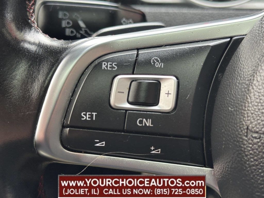 2017 Volkswagen Golf GTI 2.0T 4-Door Sport DSG - 22921984 - 28