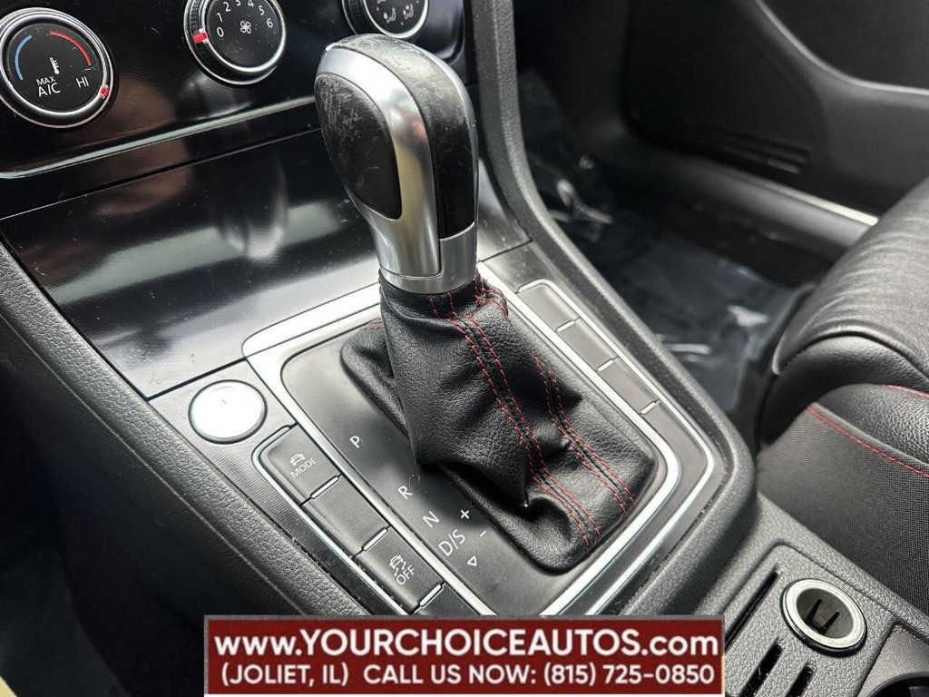 2017 Volkswagen Golf GTI 2.0T 4-Door Sport DSG - 22921984 - 44