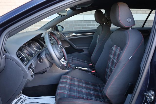 2017 Volkswagen Golf GTI Autobahn - 23019462 - 14