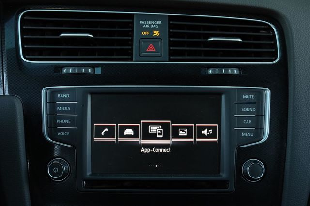 2017 Volkswagen Golf GTI Autobahn - 23019462 - 37