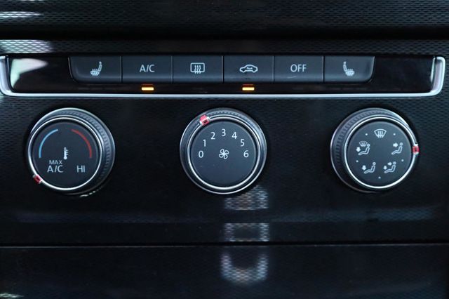 2017 Volkswagen Golf GTI Autobahn - 23019462 - 40