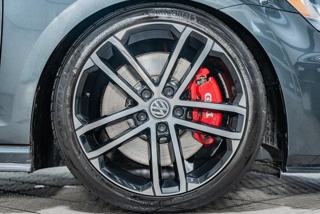 2017 Volkswagen Golf GTI SE - 22433994 - 17