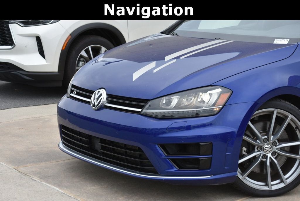 2017 Volkswagen Golf R 4Motion photo 2