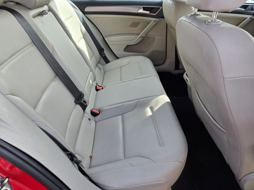 2017 Volkswagen Golf SportWagen 1.8T S Automatic - 22976979 - 11