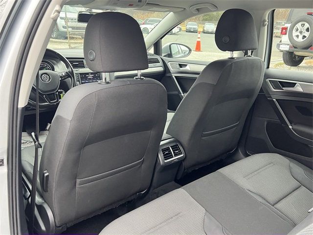 2017 Volkswagen Golf SportWagen 1.8T S Automatic - 22973827 - 12