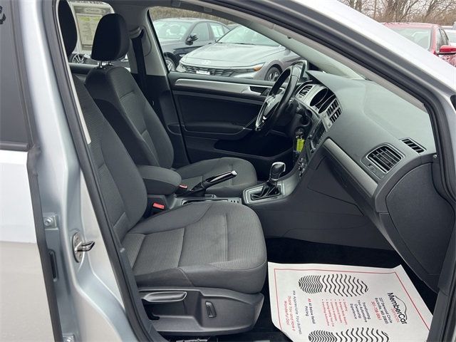 2017 Volkswagen Golf SportWagen 1.8T S Automatic - 22973827 - 17