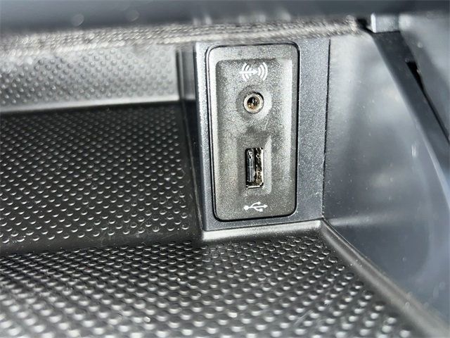 2017 Volkswagen Golf SportWagen 1.8T S Automatic - 22973827 - 24