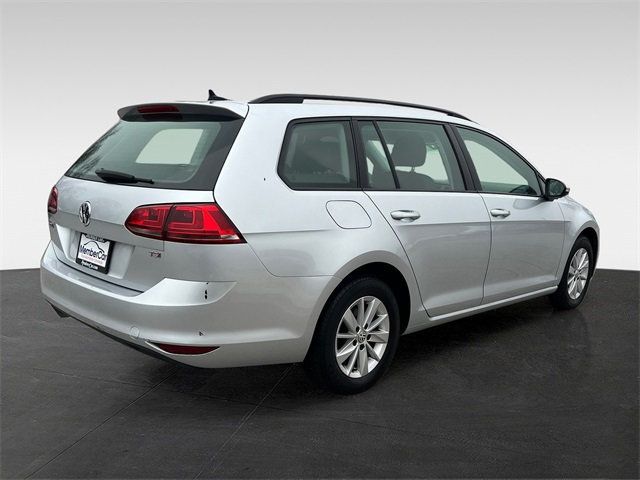 2017 Volkswagen Golf SportWagen 1.8T S Automatic - 22973827 - 4