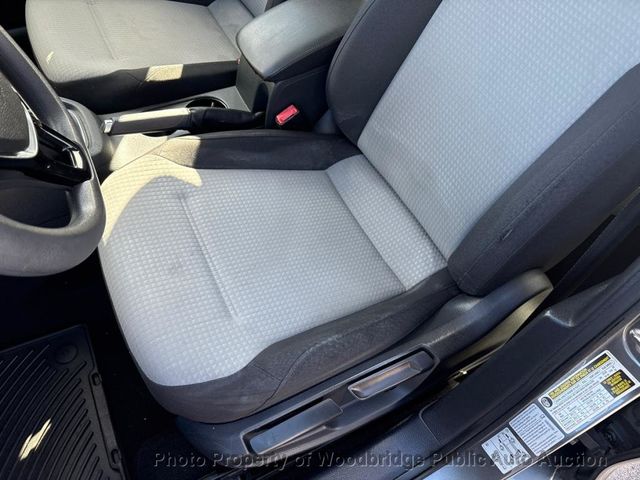 2017 Volkswagen Jetta 1.4T S Automatic - 22942356 - 4