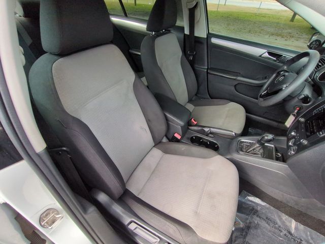 2017 Volkswagen Jetta 1.4T S Automatic - 22946214 - 19