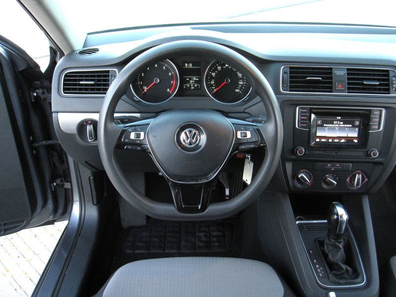 2017 Volkswagen Jetta 1.4T S Automatic - 22377918 - 18