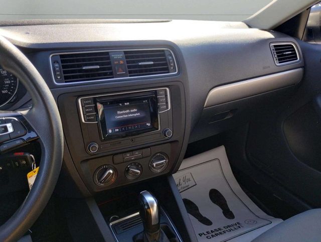 2017 Volkswagen Jetta 1.4T S Automatic - 22934573 - 30