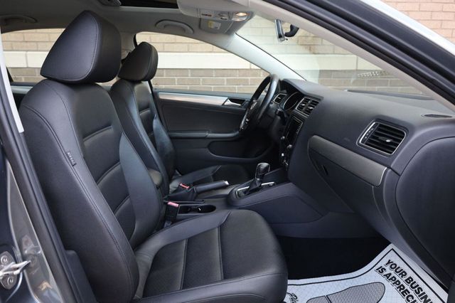 2017 Volkswagen Jetta 1.4T SE - 23078359 - 24