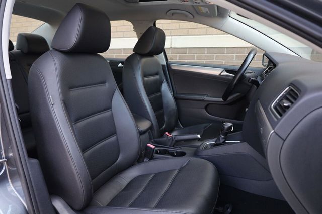 2017 Volkswagen Jetta 1.4T SE - 23078359 - 25