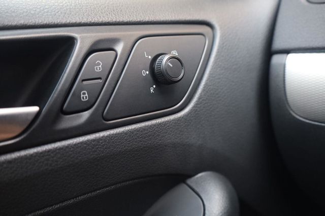 2017 Volkswagen Jetta 1.4T SE - 23078359 - 32