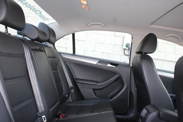 2017 Volkswagen Jetta 1.4T SE Automatic - 22919549 - 13