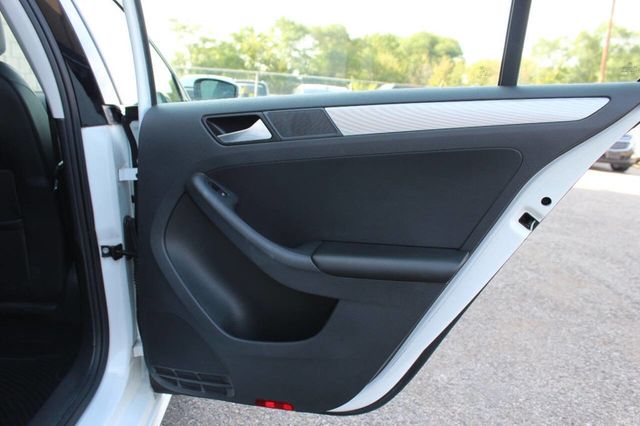 2017 Volkswagen Jetta 1.4T SE Automatic - 22919549 - 14