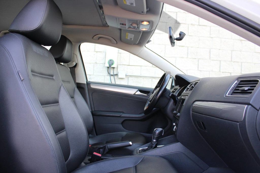 2017 Volkswagen Jetta 1.4T SE Automatic - 22919549 - 15