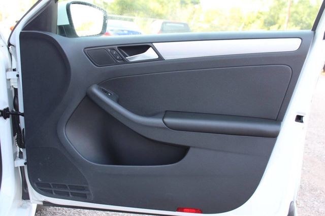 2017 Volkswagen Jetta 1.4T SE Automatic - 22919549 - 17