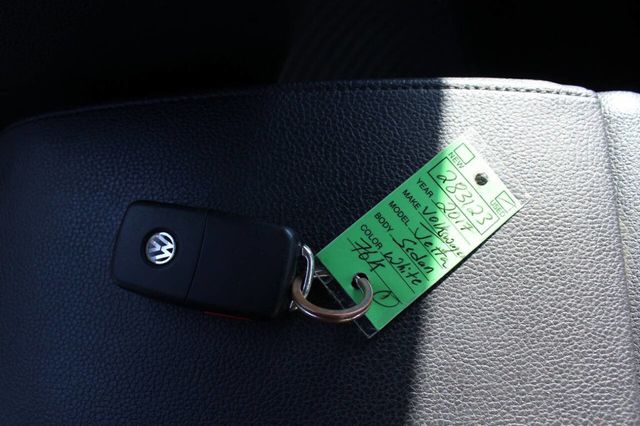 2017 Volkswagen Jetta 1.4T SE Automatic - 22919549 - 26