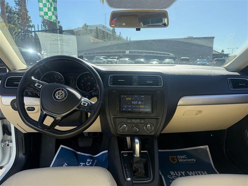 2017 Volkswagen Jetta 1.4T SE Automatic - 22979232 - 9