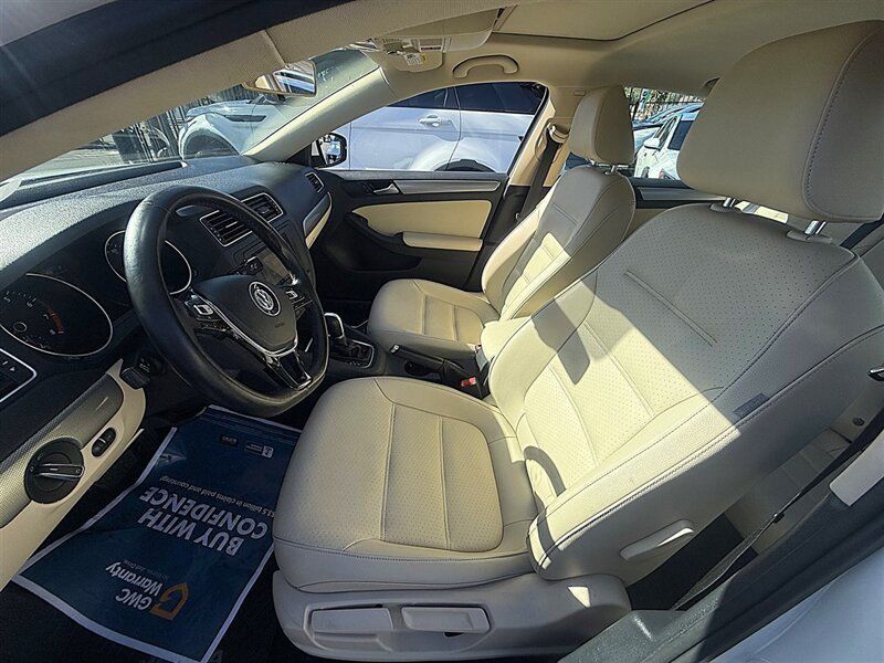 2017 Volkswagen Jetta 1.4T SE Automatic - 22979232 - 3