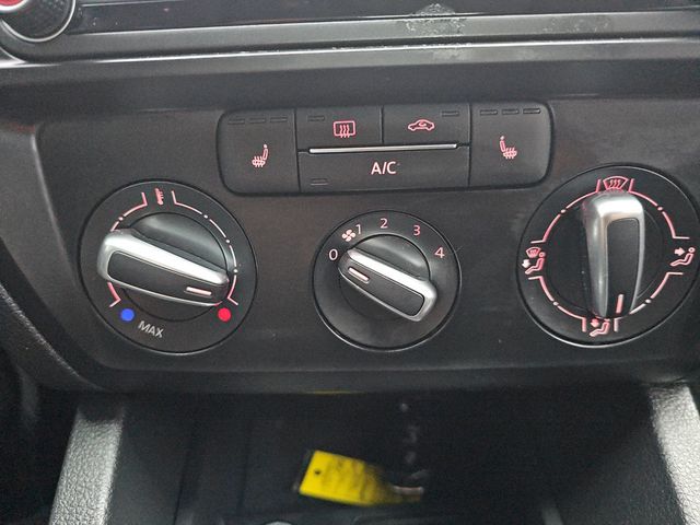 2017 Volkswagen Jetta 1.4T SE Manual - 22967347 - 28