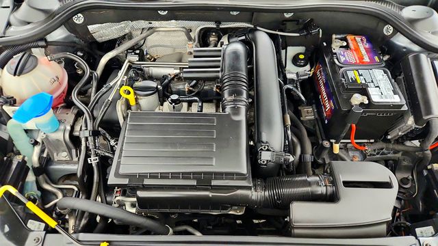 2017 Volkswagen Jetta 1.4T SE Manual - 23000119 - 26