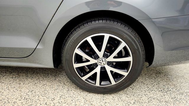2017 Volkswagen Jetta 1.4T SE Manual - 23000119 - 8